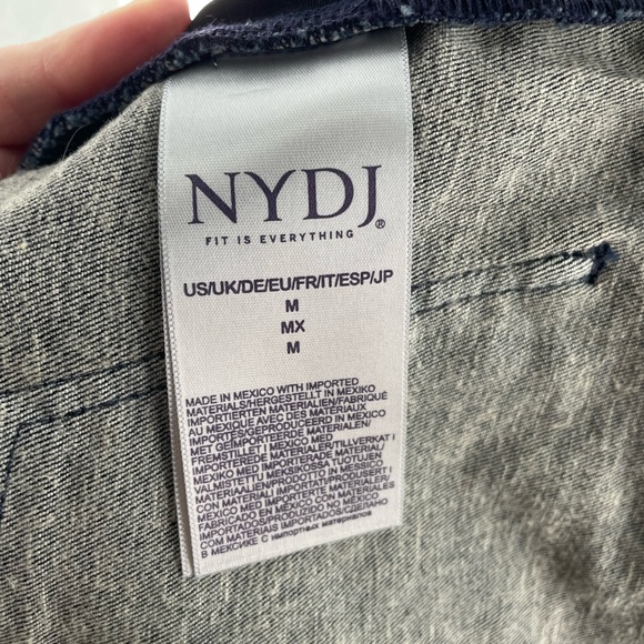 NYDJ Medium Wash Straight Leg Pull On Jeans Lift x Tuck Technology Spanspring - Picture 4 of 8